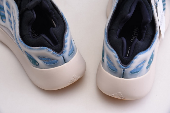 eezy boost 700 v3 kyant gy0260